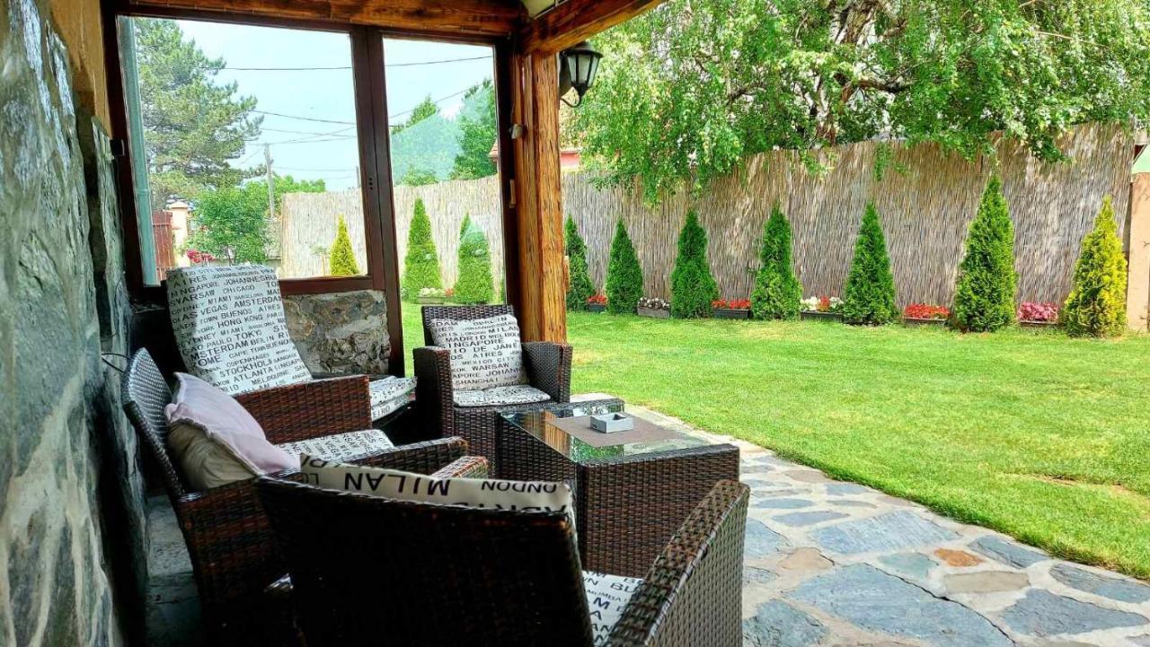 Dvor Holiday home *